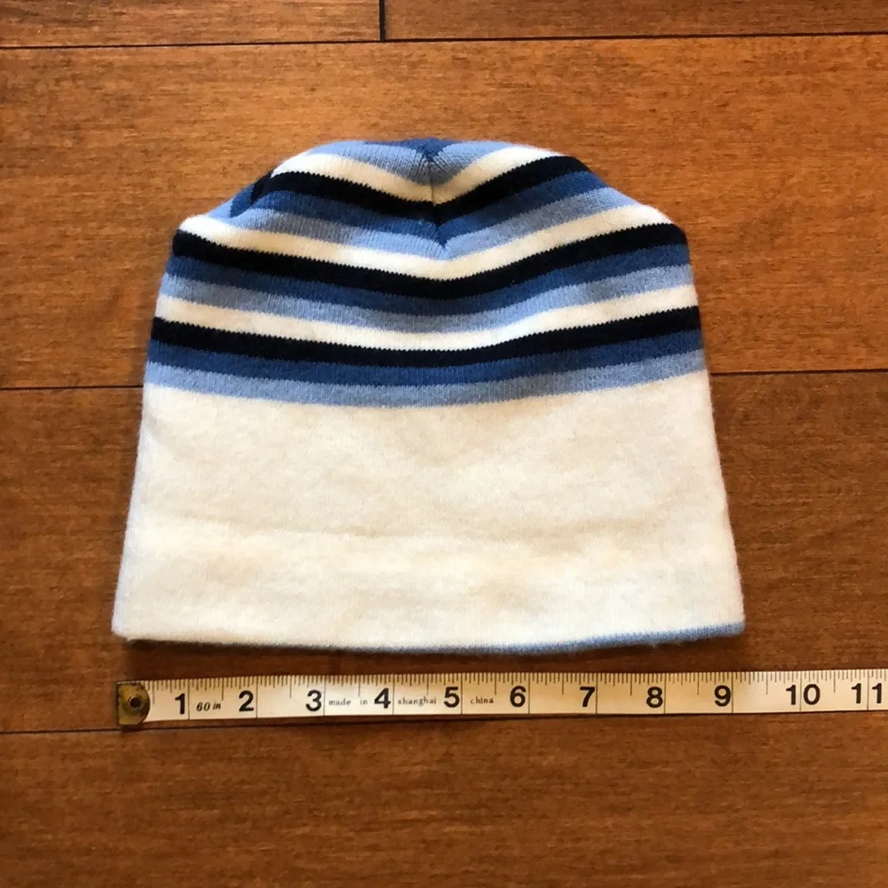 Winter Ski Snow Beanie Blues, Black, White